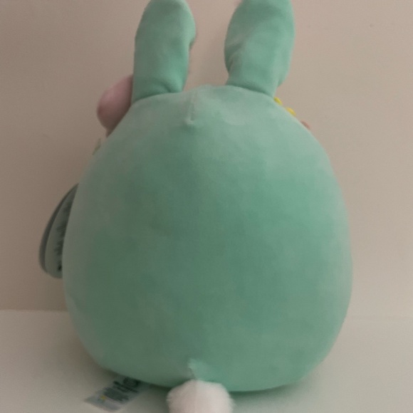 Squishmallow NWT Hello Kitty 8”, GREAT CHRISTMAS GIFT FOR HELLO KITTY FANS! - Picture 4 of 8